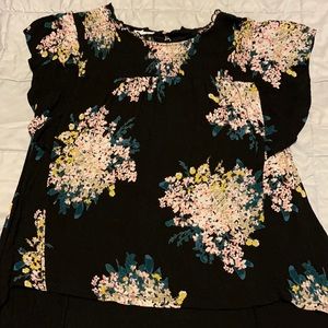 Maurice’s Floral Flutter Sleeve Women’s Top!